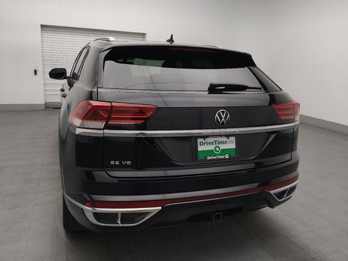 Used 2021 Volkswagen Atlas Cross Sport SE w/ Panoramic Sunroof Package FWD image 6