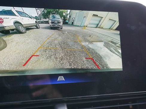 Used 2025 Chevrolet Trax RS w/ Driver Confidence Package FWD image 25