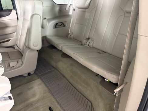Used 2016 GMC Yukon XL Denali w/ Open Road Package AWD/4WD image 32