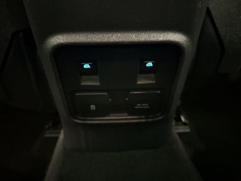 Used 2024 Ford Bronco Badlands image 20