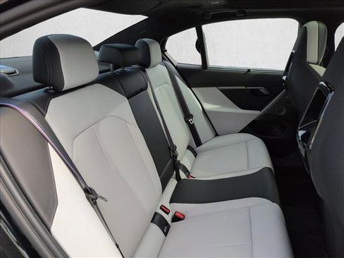 Certified 2026 BMW M5 AWD/4WD image 21