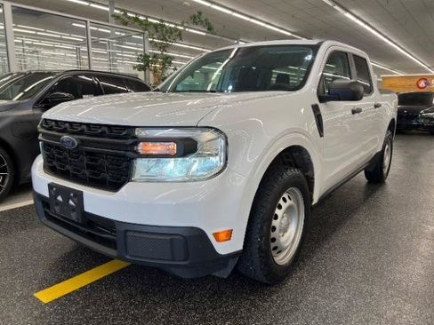 Used 2022 Ford Maverick XL w/ Equipment Group 100A Standard AWD/4WD image 2