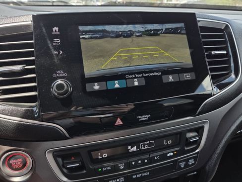 Certified 2024 Honda Passport EX-L image 11