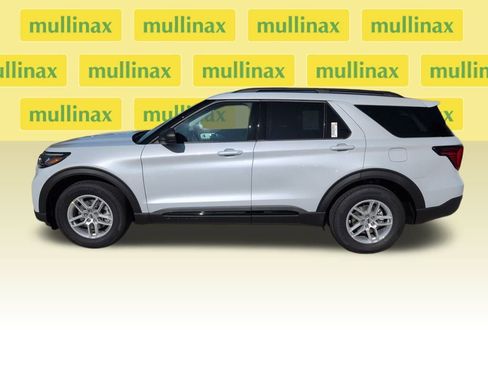 New 2026 Ford Explorer Active image 9