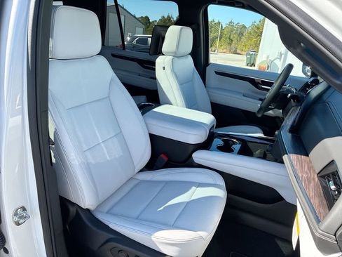 New 2025 Chevrolet Tahoe Premier image 29