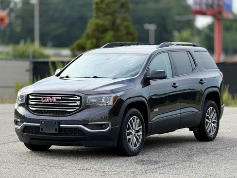 Used 2017 GMC Acadia SLE w/ Driver Alert Package I AWD/4WD image 6