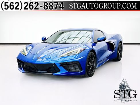 Used 2022 Chevrolet Corvette Stingray Preferred Cpe w/ Battery Protection Package RWD image 1