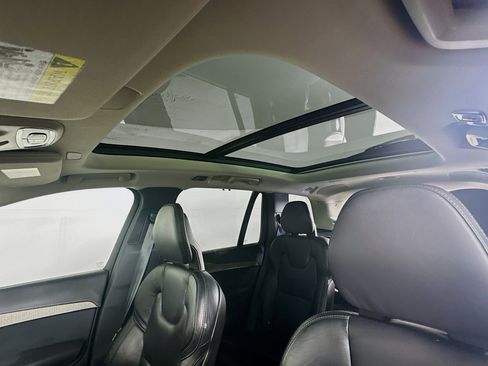 Used 2022 Volvo XC90 T6 Inscription w/ Climate Package image 26