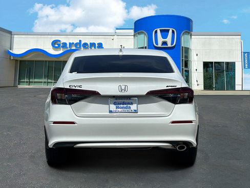 Used 2026 Honda Civic Sport image 5