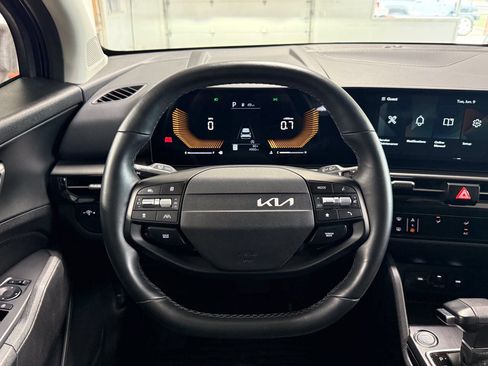 Used 2026 Kia Sportage LX AWD/4WD image 15
