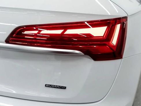 Used 2025 Audi Q5 e Premium image 45