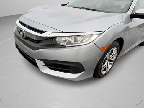 Used 2018 Honda Civic LX image 31