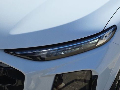 New 2026 Audi Q3 quattro 2.0T AWD/4WD image 32