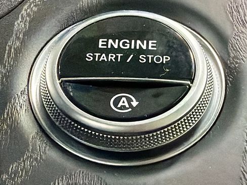 Used 2024 Mercedes-Benz E 350 4MATIC Sedan image 36