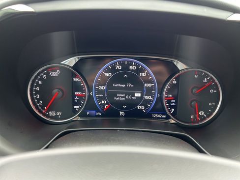 Used 2023 Chevrolet Blazer RS w/ Driver Confidence II Package FWD image 9