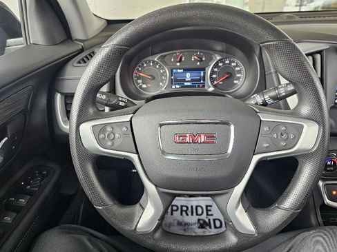 Used 2024 GMC Terrain SLE w/ Driver Convenience Package image 20