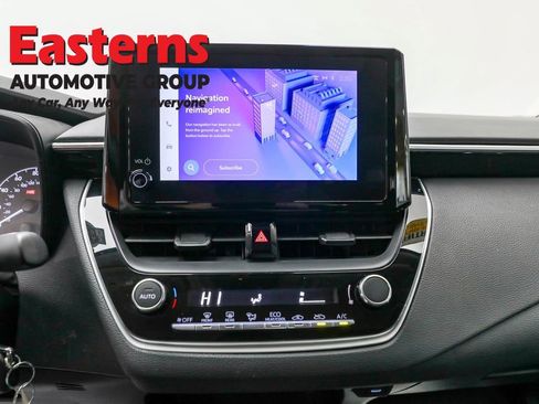 Used 2024 Toyota Corolla LE image 21