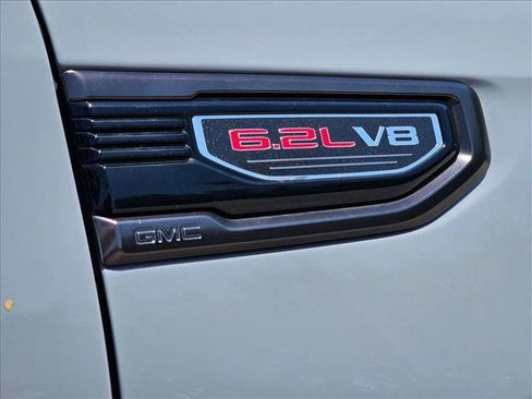 Used 2024 GMC Sierra 1500 AT4X AWD/4WD image 8