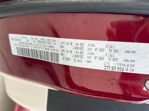Used 2017 Chrysler Pacifica Touring-L Plus FWD image 29