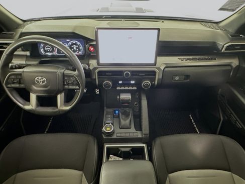 Used 2024 Toyota Tacoma TRD Sport AWD/4WD image 27