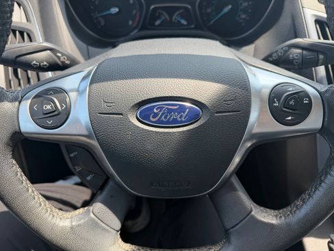 Used 2014 Ford Focus Titanium FWD image 12