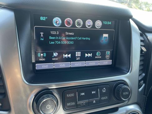 Used 2016 Chevrolet Suburban LT RWD image 27