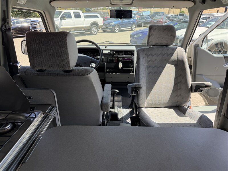 Used 1995 Volkswagen Eurovan Camper FWD image 17