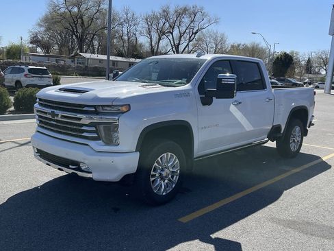 Used 2021 Chevrolet Silverado 3500 High Country w/ Z71 Off-Road Package AWD/4WD image 3