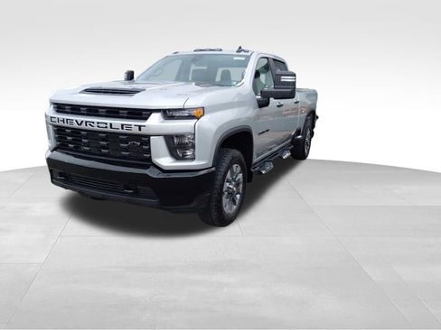 Used 2023 Chevrolet Silverado 2500 Custom w/ Custom Value Package image 9