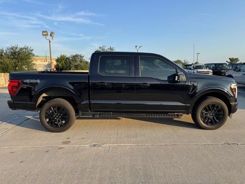 Used 2024 Ford F150 Lariat AWD/4WD image 2