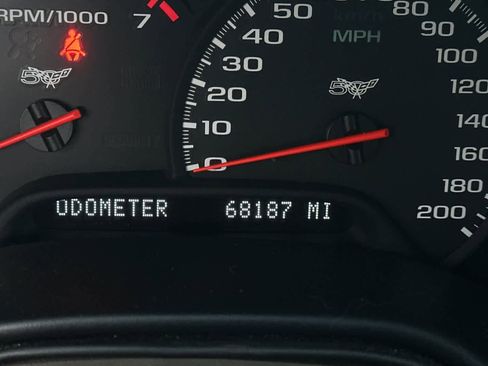 Used 2003 Chevrolet Corvette Coupe w/ Preferred Equipment Group image 19