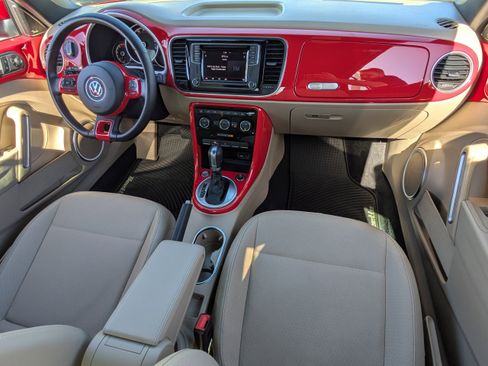 Used 2019 Volkswagen Beetle 2.0T SE w/ SE Premium Package image 13