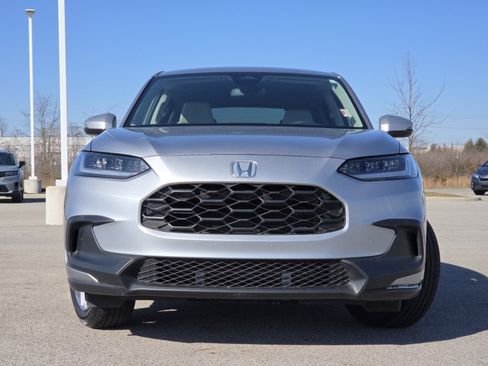 Used 2024 Honda HR-V LX image 11