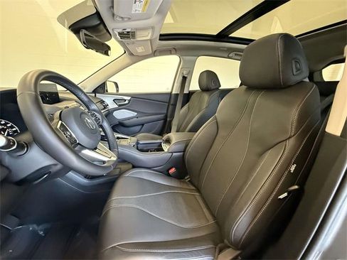 Used 2024 Acura RDX w/ Technology Package image 2