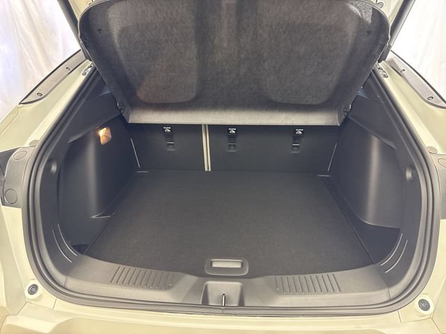 Certified 2025 Buick Envista Sport Touring FWD image 24