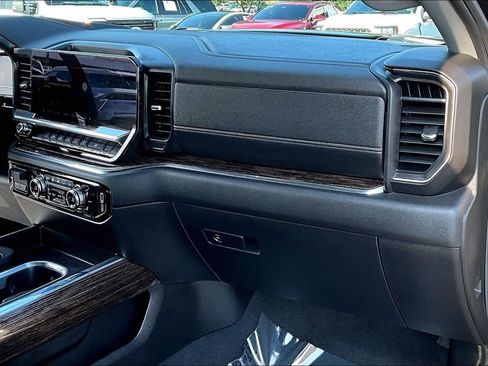 Used 2024 GMC Sierra 1500 Elevation w/ Max Trailering Package AWD/4WD image 28