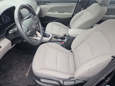 Used 2020 Hyundai Elantra Value Edition image 27