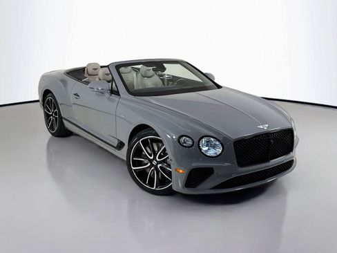 Used 2022 Bentley Continental GT AWD/4WD image 40