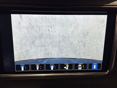 Used 2023 GMC Yukon Denali image 45