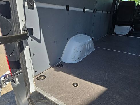 Used 2025 Mercedes-Benz Sprinter 2500 image 74