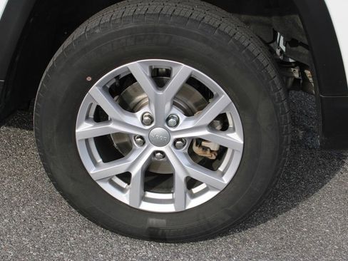 Used 2022 Jeep Grand Cherokee Limited image 33