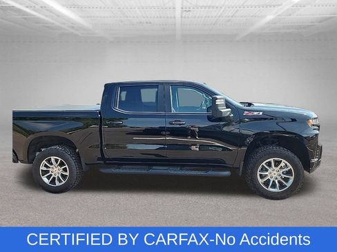 Used 2020 Chevrolet Silverado 1500 LT Trail Boss w/ Midnight Edition AWD/4WD image 2