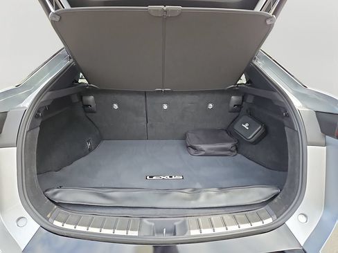 Used 2024 Lexus RZ 450e Premium w/ Technology Package AWD/4WD image 28