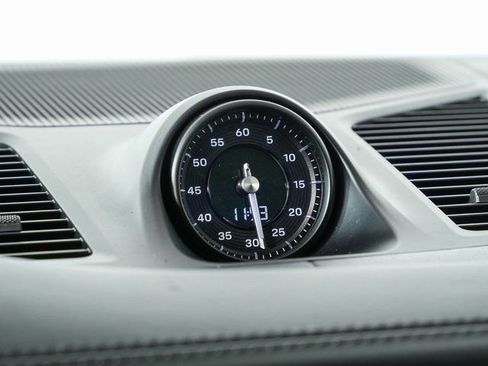 Certified 2025 Porsche Cayenne GTS image 18