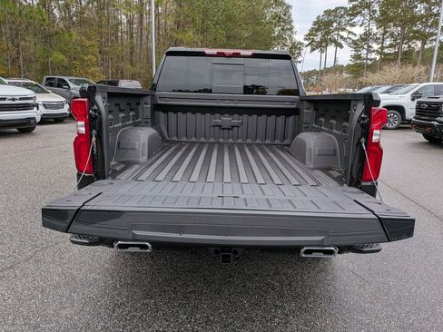 New 2026 Chevrolet Silverado 1500 High Country AWD/4WD image 14