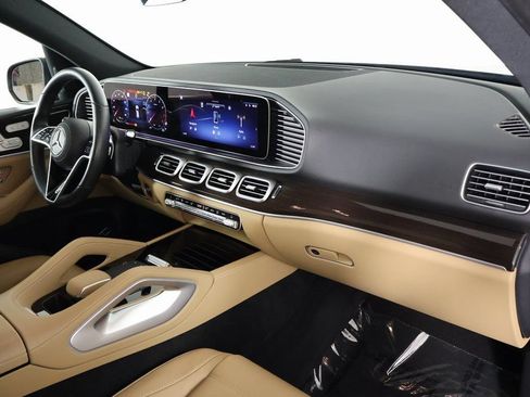 Used 2024 Mercedes-Benz GLE 450 4MATIC image 9