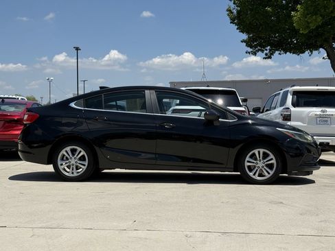 Used 2017 Chevrolet Cruze LT w/ Sun And Sound Package FWD image 3