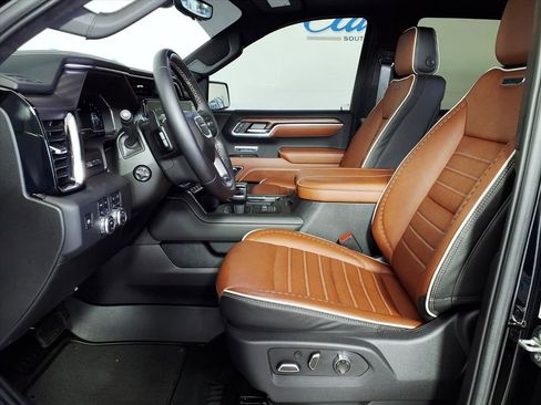 Used 2025 GMC Sierra 1500 Denali Ultimate image 7