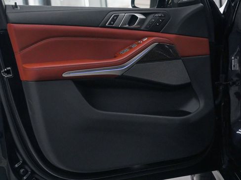 Used 2023 BMW X7 M60i w/ Executive Package image 11