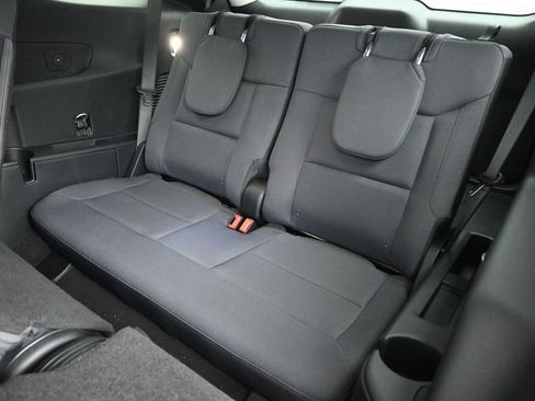 New 2026 Ford Explorer Active RWD image 19